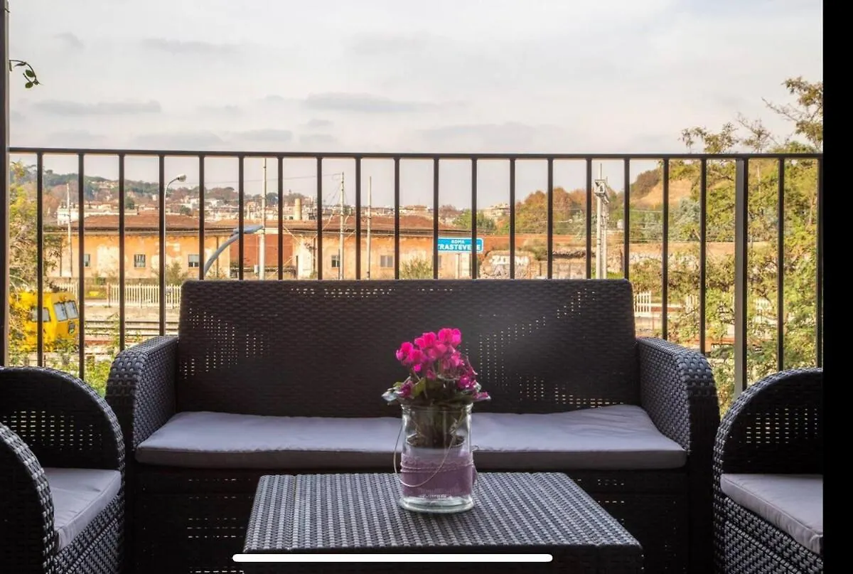 Stylish Suite Close By Trastevere And City Life Rome
