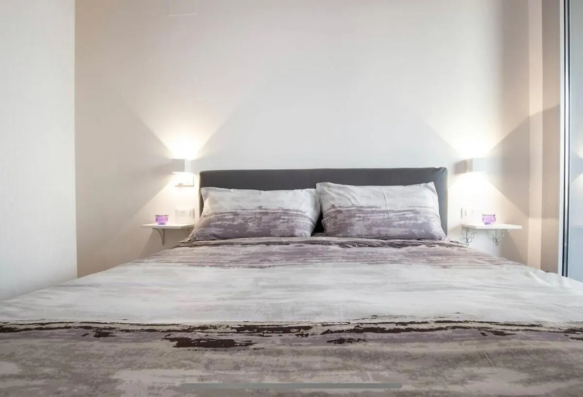 Apartment Stylish Suite Close By Trastevere And City Life Rome Italy